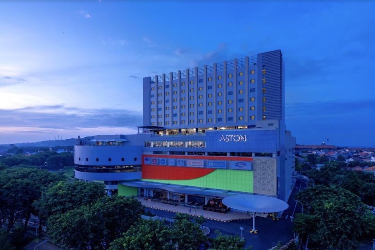 ASTON Inn Gresik Exterior foto