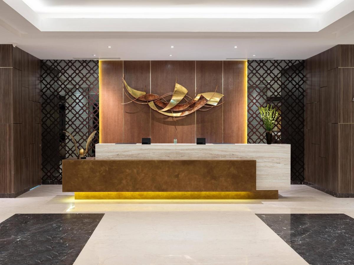ASTON Inn Gresik Exterior foto